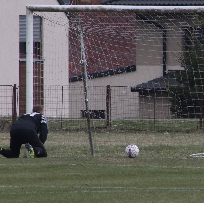 Fotbalový OP Prachaticka: Volary - Lhenice B 4:1.