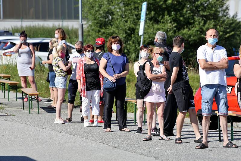 V prachatické firmě se testuje na Covid-19.