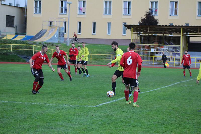 Fotbalový KP: Tatran Prachatice - Trhové Sviny 1:5 (0:3).