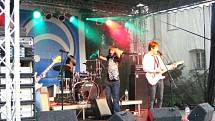 Kromě známějších kapel vystoupily na festivalu Mezibrány Somastav Soumarrock 2008 i kapely místní. Návštěvníci festivalu byli s hudební produkcí spokojeni.