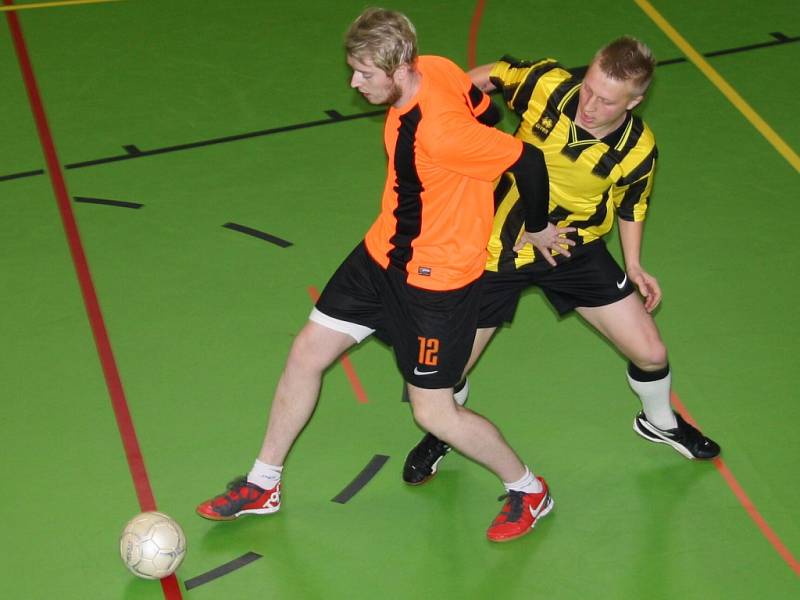 V sobotu 17. ledna se ve sportovní hale v Prachaticích odehrály zápasy krajského finále Českého poháru futsal sálové kopané. Foto z utkání Norton – Strojírna Honner ČB.