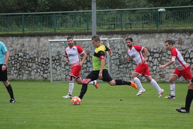 Fotbalový krajský přebor: Lažiště - Osek 1:1.