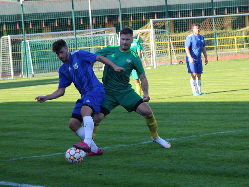 Fotbalový KP: Tatran Prachatice - Sokol Sezimovo Ústí 4:3 (2:3).