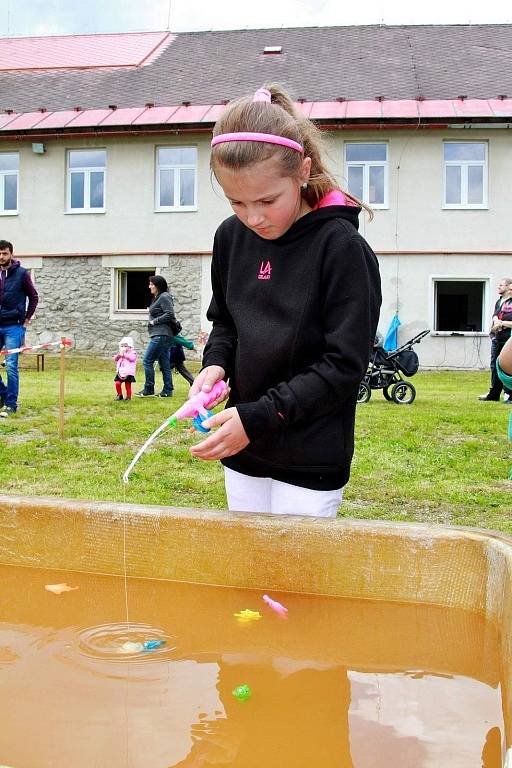 Pro děti z Lenory připravili v Lenoře oslavu jejich svátku s předstihem, pro dětský den využili Lenorští sobotu 30. května.