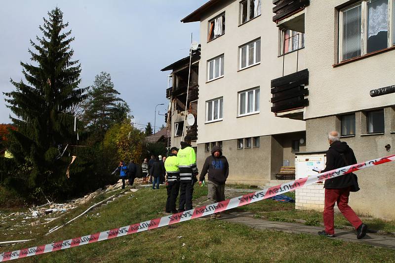 Výbuch v Lenoře zdemoloval obytný dům. Foto: Deník/Stanislav Falář