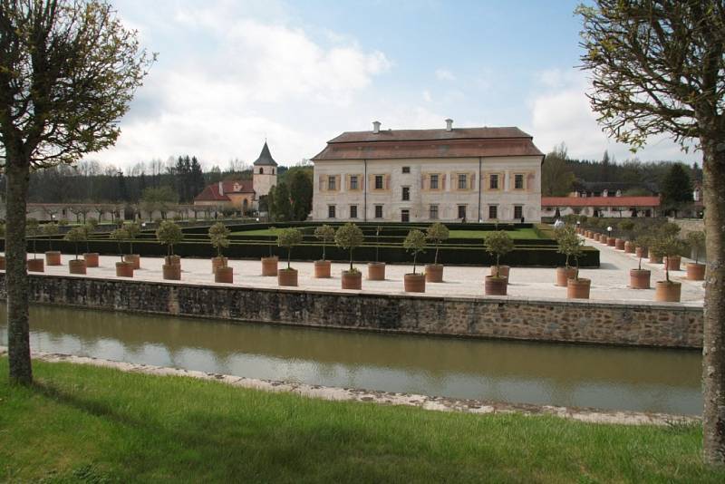 Zámek Kratochvíle přivítal o Velikonočním pondělí nejen zájemce o prohlídky, ale i soutěživé typy.