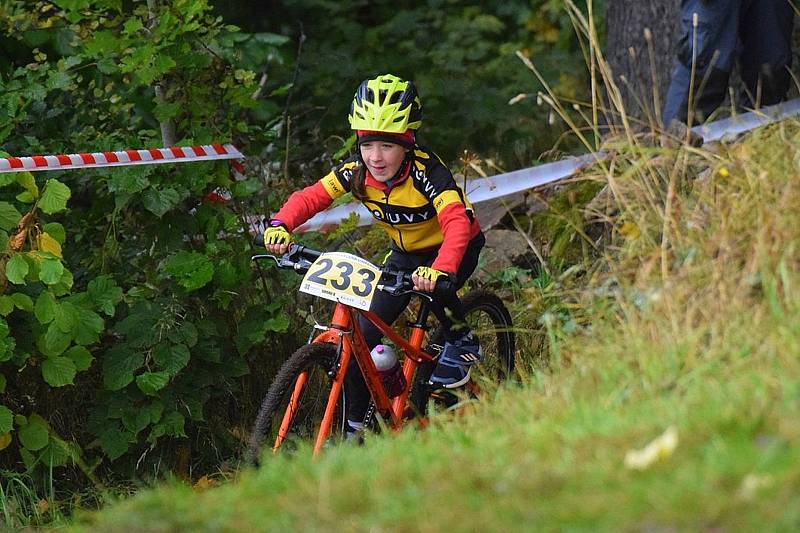 Vodník hostil finálový závod Šumavského poháru bikerů v mládežnických kategoriích.