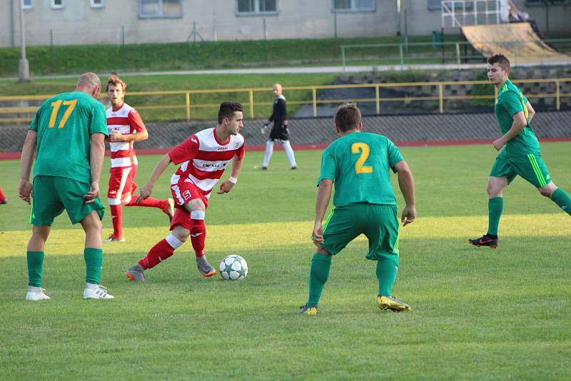 Fotbalová I.A třída: Prachatice - Lhenice 2:1.