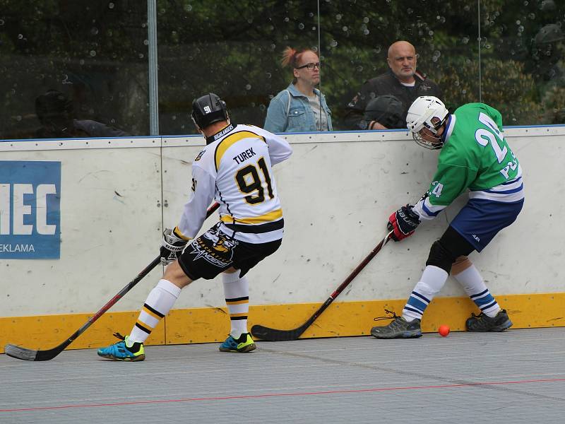 Hokejbalová 1. liga: HBC Prachatice - HBC Plzeň B 2:4.