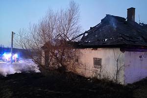 Požár domu ve Zdíkově, místní části obce Žírec na Prachaticku.