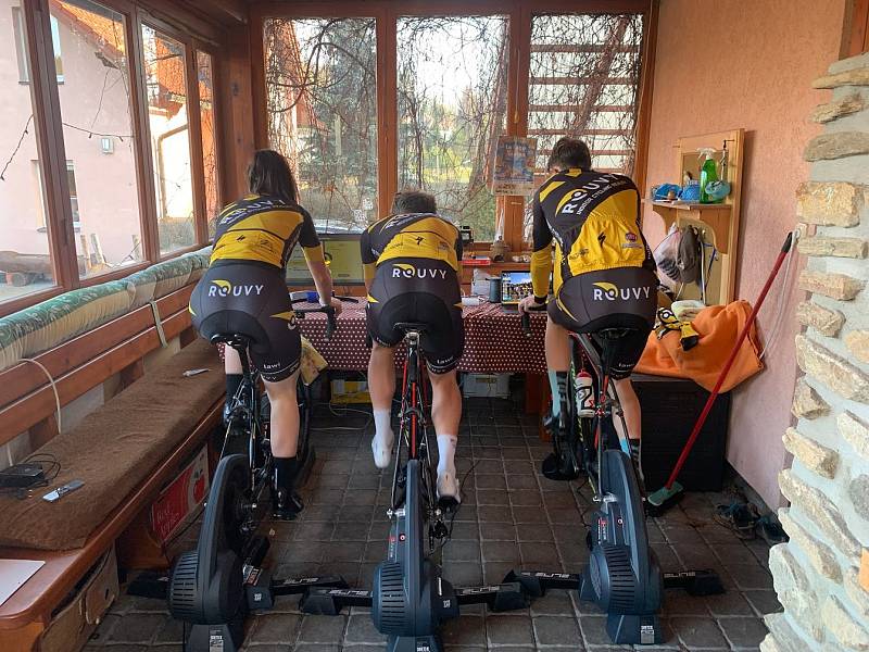 Ve třetí etapě cyklisté zdolávali slavný Mt. Ventoux.