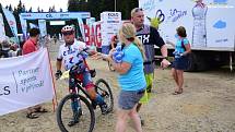 Bikeři zdolávali 21. Šumavský MTB maraton. Foto: Zdeněk Formánek