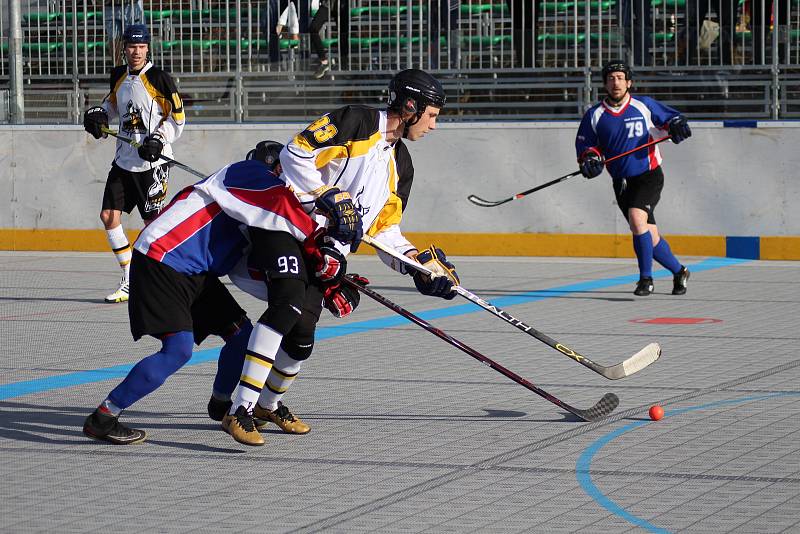 HBC Prachatice HbK Karviná 0:3.