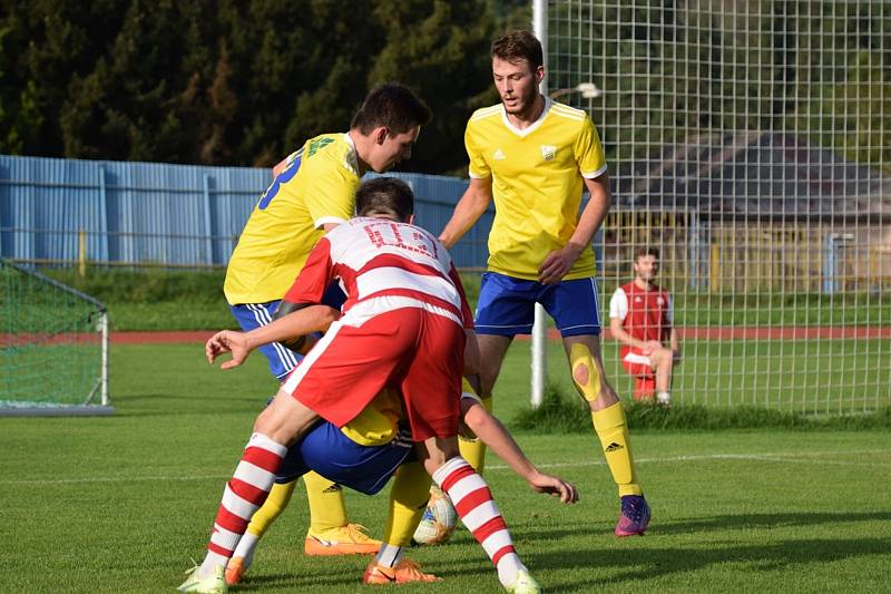 Fotbalová I.A třída: Vimperk - Lhenice 0:0.