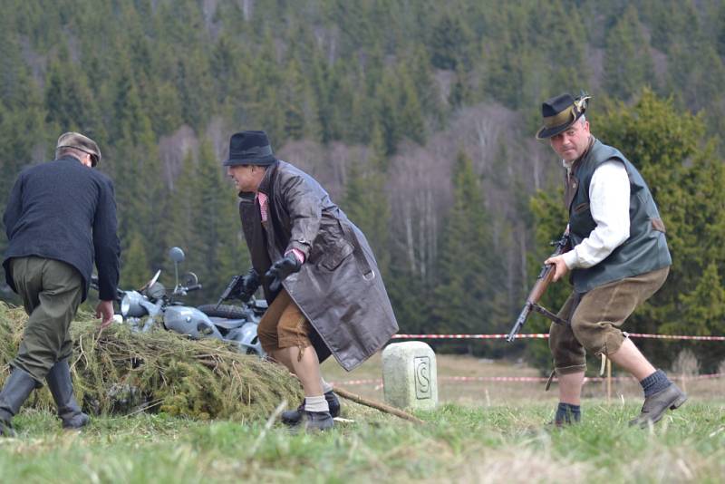 O víkendu připravili v Kvildě oslavy výročí konce druhé světové války doplněné o ukázky bojů v českoněmeckém pohraničí.