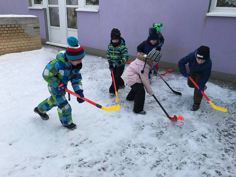 Děti v prachatickém Paraplíčku žily zimní olympiádou.