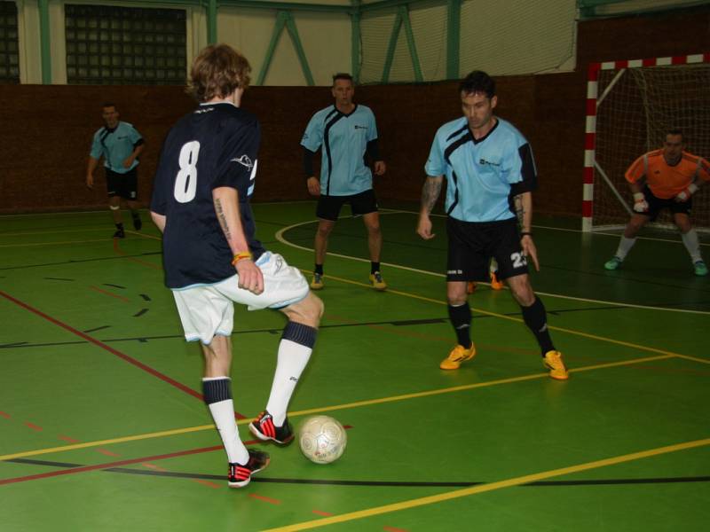 V sobotu 17. ledna se ve sportovní hale v Prachaticích odehrály zápasy krajského finále Českého poháru futsal sálové kopané. Foto z utkání Strabag  PT – FC Tex Color.