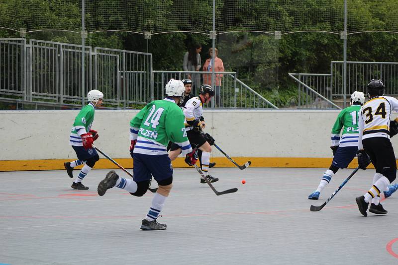 Hokejbalová 1. liga: HBC Prachatice - HBC Plzeň B 2:4.