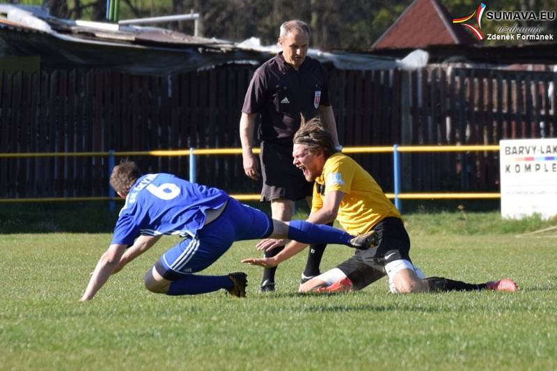 Fotbalový OP Prachaticka: Čkyně B - Vacov B 1:1 (17. Chalupa - 24. Dyk).