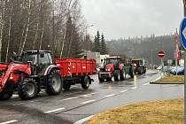 Zemědělci na hraničním přechodu Strážný neblokovali silnici. Z Protestem poukazují na nesmyslnosti přicházející z Evropské unie.