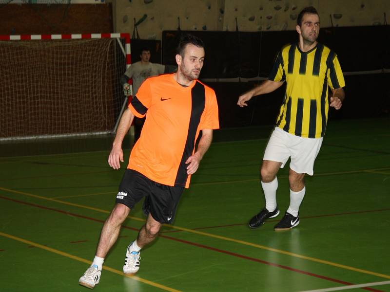 V sobotu 17. ledna se ve sportovní hale v Prachaticích odehrály zápasy krajského finále Českého poháru futsal sálové kopané. Foto z utkání Norton – Strojírna Honner ČB.