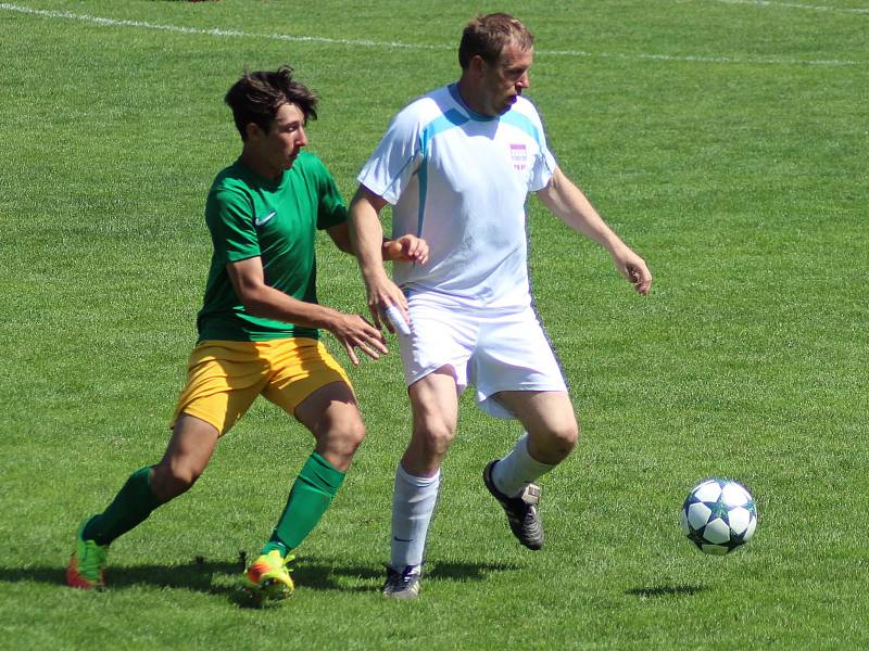 Fotbalisté Prachatic porazili soupeře z Bernartic vysoko 5:1.