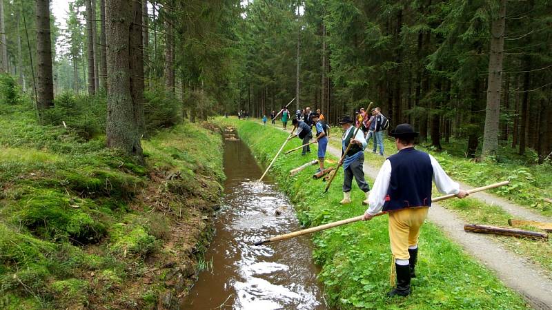 Ukončení 17. plavební sezony na Schwarzenberském plavebním kanále.