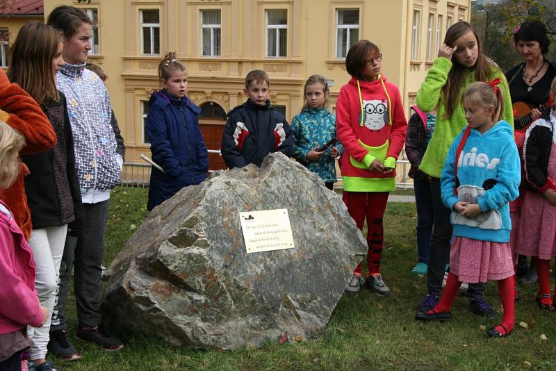 Oslavy 90. výročí ZŠ ve Vodňanské ulici v Prachaticích. 