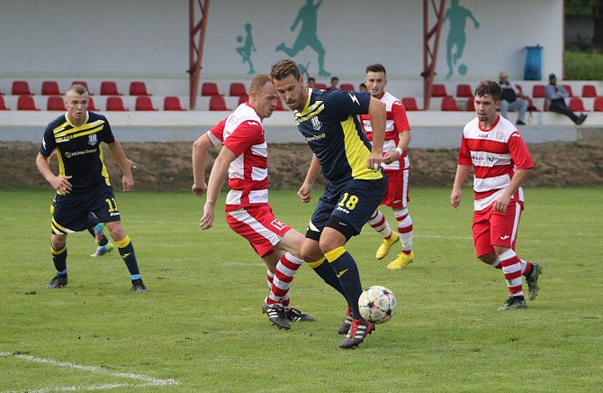 Fotbalová I.A třída: SK Lhenice - SK Mirovice 0:4 (0:2).