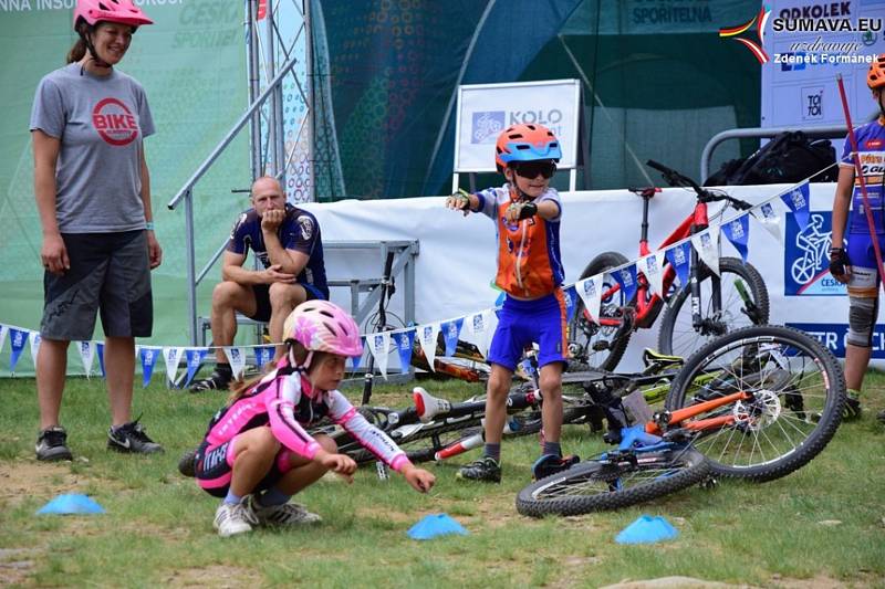 Bikeři zdolávali 21. Šumavský MTB maraton. Foto: Zdeněk Formánek