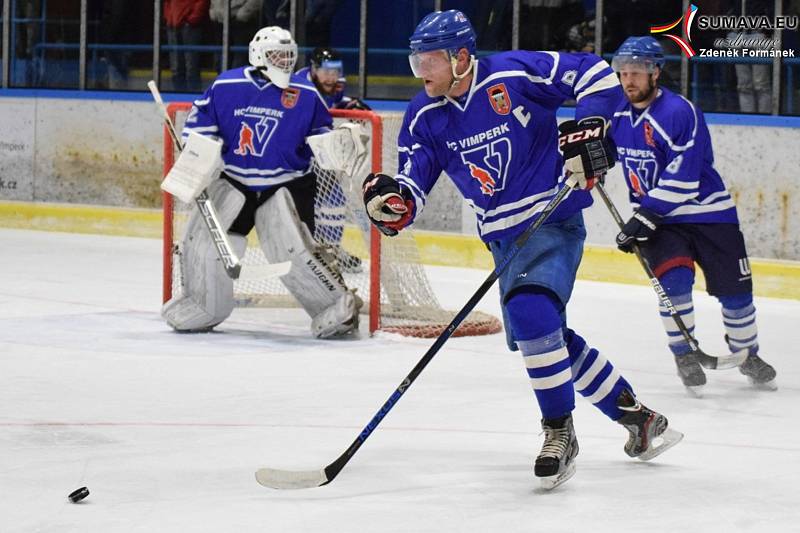 Hokejová Krajská liga: HC Vimperk - Slavoj Český Krumlov 3:5.