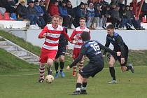 Fotbalová I.B: SK Lhenice - Vltavan Loučovice 3:1 (2:1).