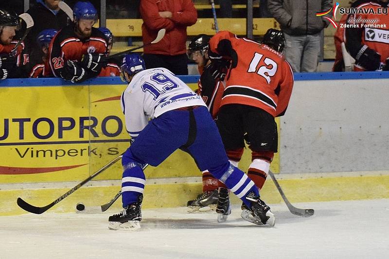 Vimperští hokejisté porazili Strakonice 4:3.