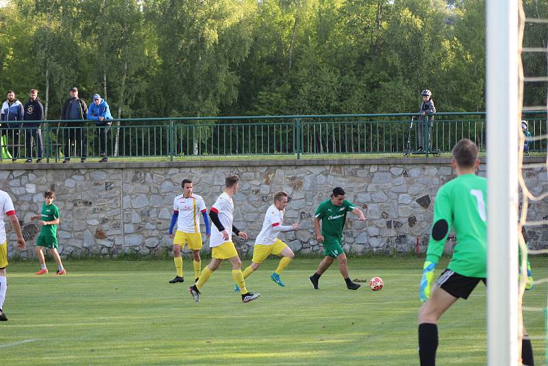 Fotbalová příprava: Lažiště - Junior Strakonice 2:5.