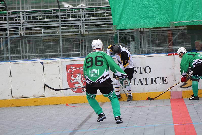 Hokejbalová II. liga: Highlanders Prachatice B - Pedagog ČB 5:4.