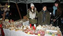 Tradiční vánoční trhy v Chlumanech.
