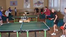 Stolní tenisté se sešli na turnaji v Krtelích.