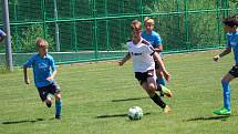 Mladí fotbalisté si zahráli zajímavý turnaj v Lažištích.