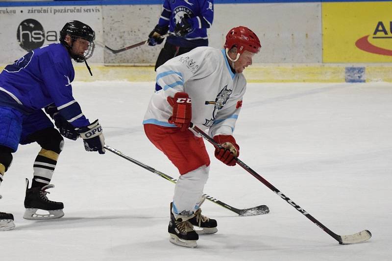 MHL: HC Budilov - HC Šumavští Vlci 7:4.