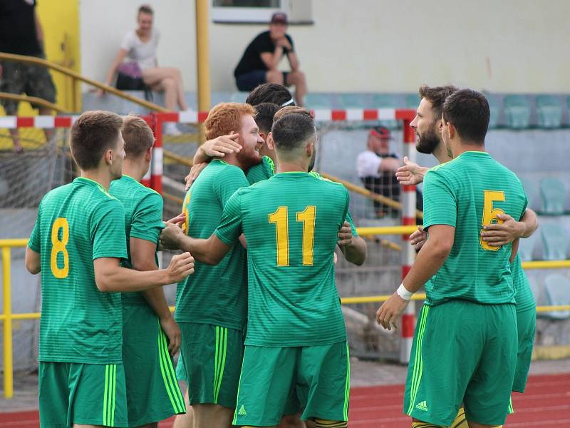 Fotbalový KP: Tatran Prachaice - Třeboň 3:2 (3:1).