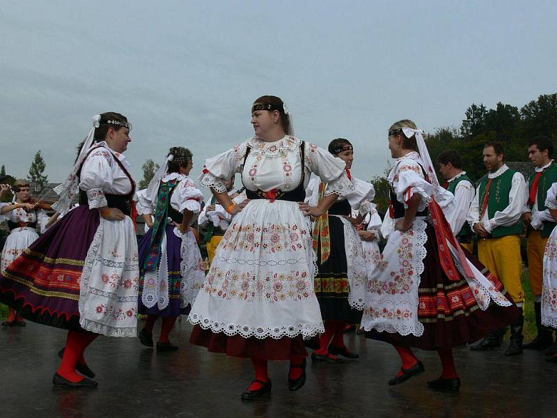 Tittlingu vládl folklor.