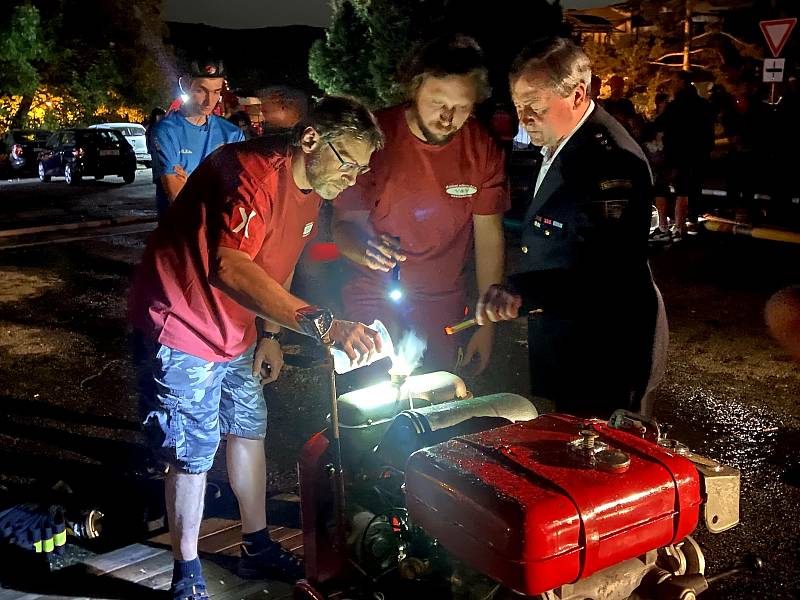 Noční hasičská soutěž Memoriál Stanislava Vodičky v Prachaticích.