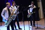 Saxofon je velký koníček studenta ZUŠ ve Volarech Ivo Rolčíka. Při absolventském koncertu ukázal, jak moc ho hra baví a jak nástroj ovládá.