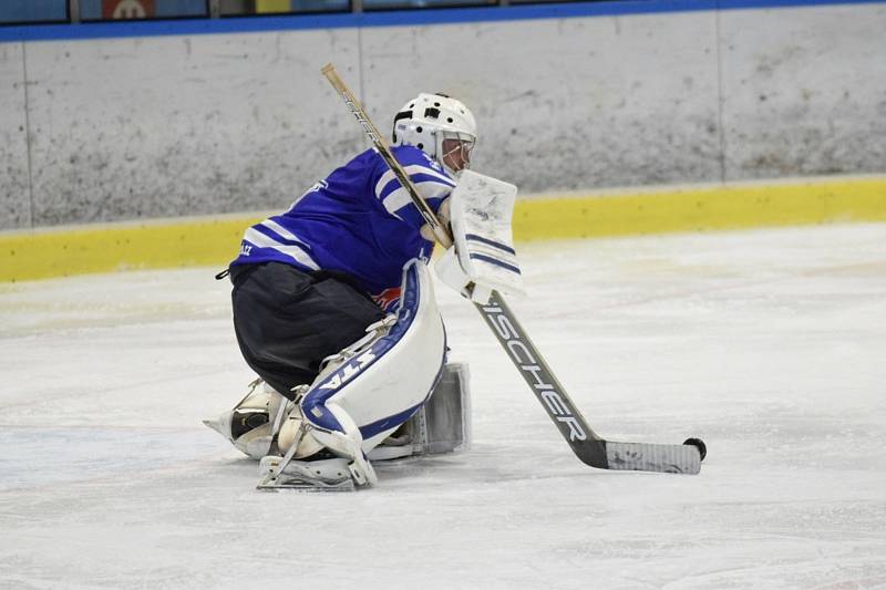 Hokejová Krajská liga: Vimperk - Humpolec 2:3.