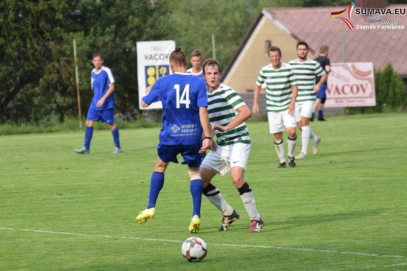 Fotbalová I.B třída: Vacov - Husinec 7:1.