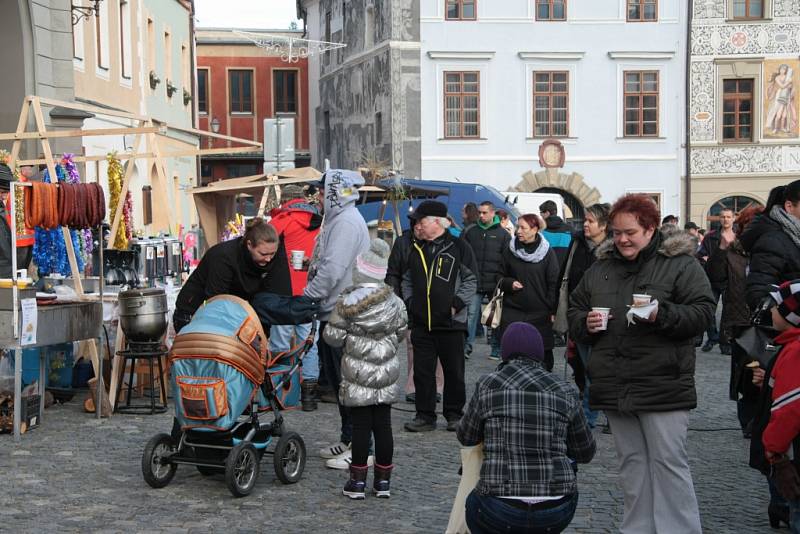 Prachatičtí si v neděli užili vánoční trhy. Bohatý program byl připraven na celou neděli.