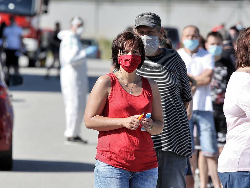 V prachatické firmě se testuje na Covid-19.