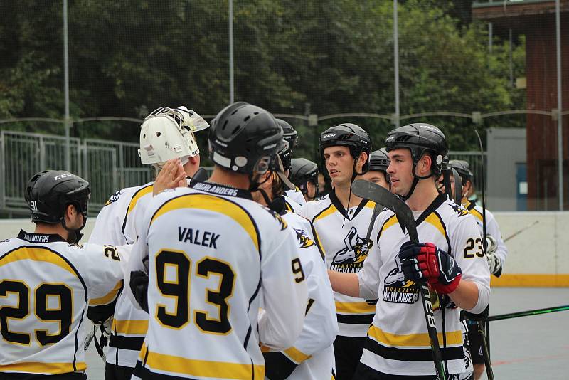 Hokejbalová extraliga: HBC Prachatice - HBC Svítkov Stars Pardubice 3:2 PP (1:1, 0:1, 1:0 - 1:0).