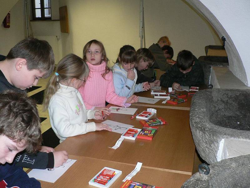 Děti se seznámily s vánočním příběhem.