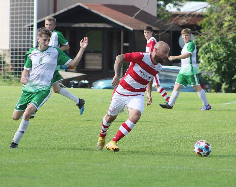 Fotbalová I.B třída: Lhenice - Střelské Hoštice 3:0 (2:0). Foto: Jan Klein